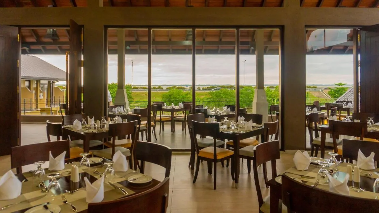 *****  Amora Lagoon Hotel Katunayaka Sri Lanka